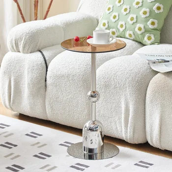 Легкий роскошный стол с круглым краем, небольшой диван, маленький чайный столик, прикроватная тумбочка, бытовая итальянская напольная угловая тумбочка из нержавеющей стали